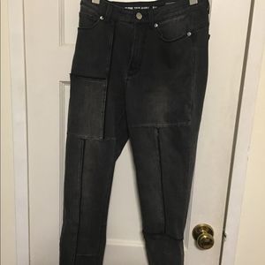 Peter Nygard Hi Rise True Skinny Black Jean